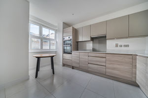 Photo 21- click for photo gallery